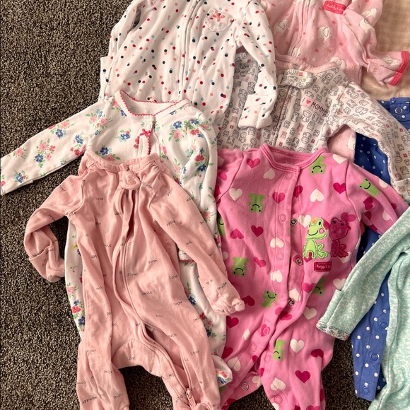 Zipper and buttons sleepers footed and footless lot of 16 newborn nb baby girl - Picture 2 of 5